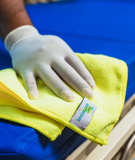Lakeland cleaning company employee providing commercial cleaning services